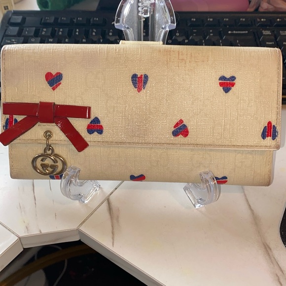 Gucci Wallet - Picture 1 of 7